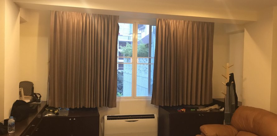 Condominio de 4 dormitorios en Bangkok, Tailandia № 143676
