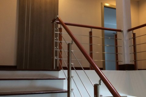 Casa de 5 dormitorios en Bangkok, Tailandia № 143680 - foto 3