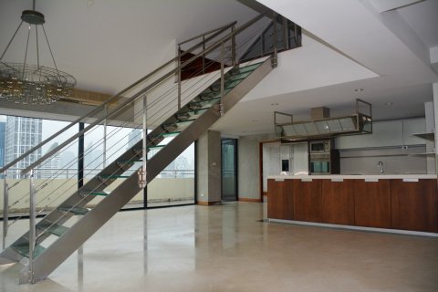 Condominio de 5 dormitorios en Bangkok, Tailandia № 66327 - foto 3