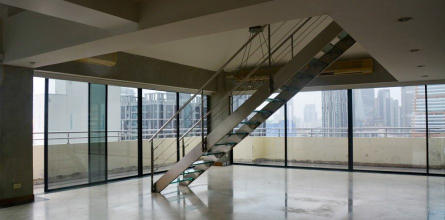 Condominio de 5 dormitorios en Bangkok, Tailandia № 66327