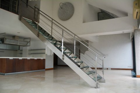 Condominio de 5 dormitorios en Bangkok, Tailandia № 66327 - foto 4
