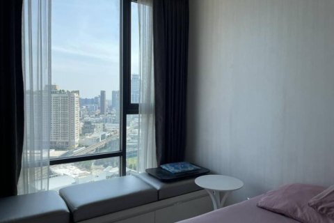 Condominio de 1 dormitorio en Khlong Toei, Bangkok, Tailandia № 173006 - foto 7