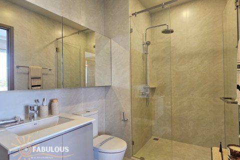Condominio de 2 dormitorios en Bang Tao, Tailandia № 179441 - foto 12