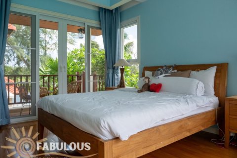 Chalet de 3 dormitorios en Bang Tao, Tailandia № 179444 - foto 10