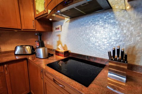 Condominio de 2 dormitorios en Pattaya, Tailandia № 8534 - foto 20