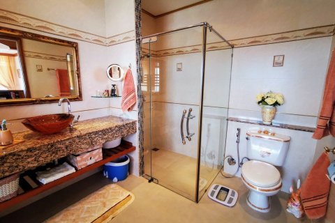 Condominio de 2 dormitorios en Pattaya, Tailandia № 8534 - foto 30