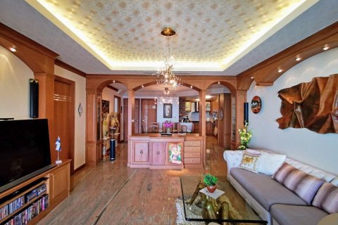 Condominio de 2 dormitorios en Pattaya, Tailandia № 8534 - foto 8