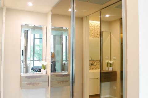 Condominio de 1 dormitorio en Bangkok, Tailandia № 66361 - foto 8
