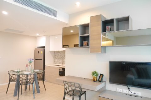 Condominio de 1 dormitorio en Bangkok, Tailandia № 66361 - foto 5