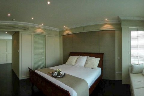 Condominio de 4 dormitorios en Bangkok, Tailandia № 66362 - foto 11