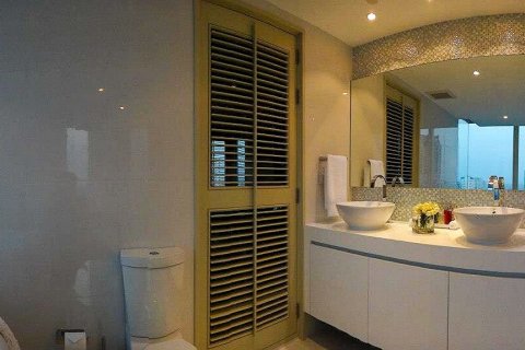 Condominio de 4 dormitorios en Bangkok, Tailandia № 66362 - foto 16