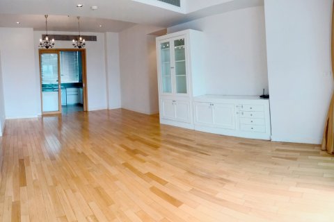 Condominio de 3 dormitorios en Bangkok, Tailandia № 66360 - foto 10