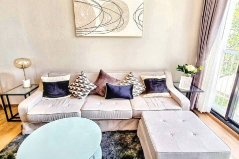 Condominio de 2 dormitorios en Khlong Toei, Bangkok, Tailandia № 118987 - foto 2