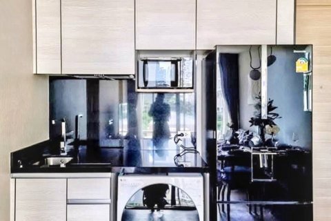 Condominio de 2 dormitorios en Khlong Toei, Bangkok, Tailandia № 118987 - foto 6