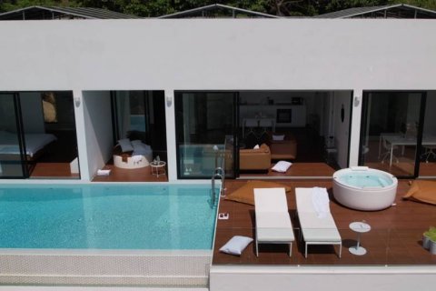 Chalet de 2 dormitorios en Surat Thani, Tailandia № 118988 - foto 3