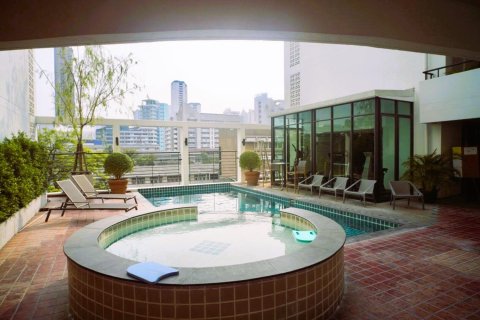 Apartamento de 3 dormitorios en Bangkok, Tailandia № 181204 - foto 20