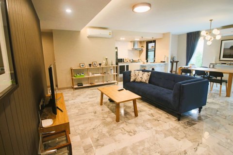 Apartamento de 3 dormitorios en Bangkok, Tailandia № 181204 - foto 2