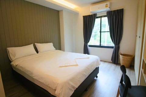 Apartamento de 3 dormitorios en Bangkok, Tailandia № 181204 - foto 17
