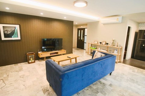 Apartamento de 3 dormitorios en Bangkok, Tailandia № 181204 - foto 4