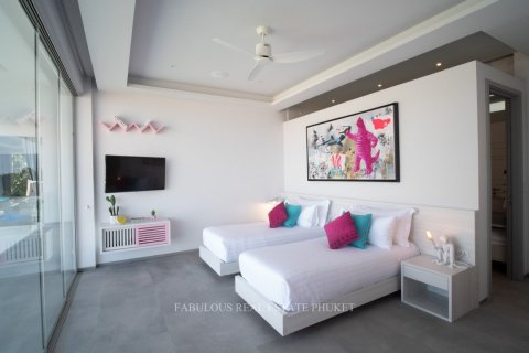 Chalet de 5 dormitorios en Patong, Tailandia № 179763 - foto 8