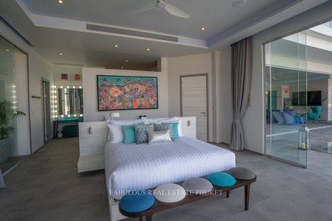 Chalet de 5 dormitorios en Patong, Tailandia № 179763 - foto 15