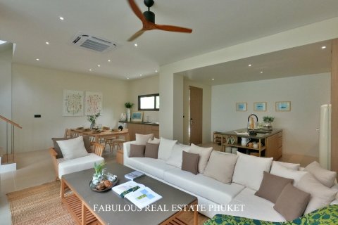 Villa in Bang Tao, Thailand 2 Schlafzimmer № 179769 - Foto 3