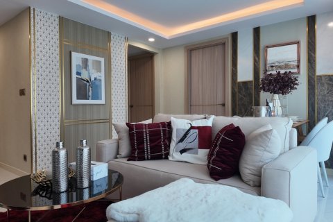Apartamento de 3 habitaciones en Pattaya, Tailandia № 210242 - foto 2