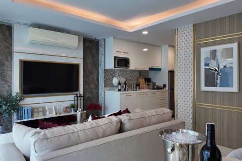 Apartamento de 3 habitaciones en Pattaya, Tailandia № 210242 - foto 8