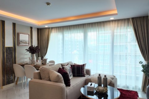 Apartamento de 3 habitaciones en Pattaya, Tailandia № 210242