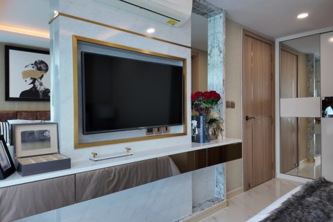 Apartamento de 3 habitaciones en Pattaya, Tailandia № 210242 - foto 5