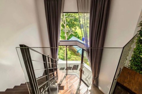 Apartamento de 2 habitaciones en Pattaya, Tailandia № 210244 - foto 4