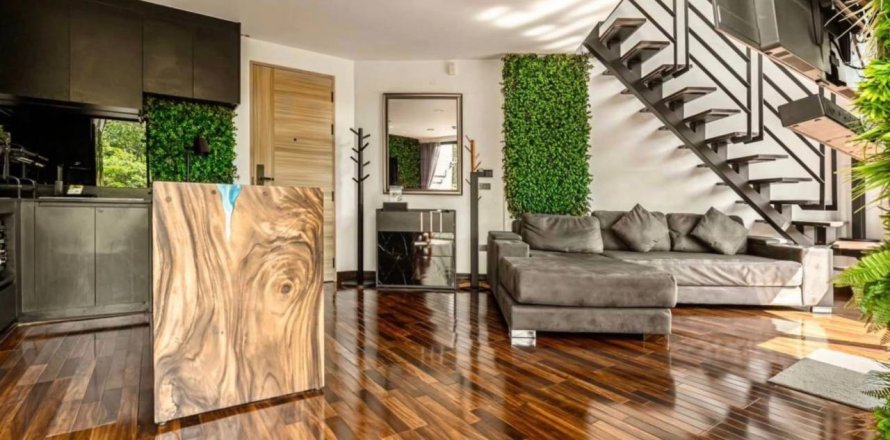 Apartamento de 2 habitaciones en Pattaya, Tailandia № 210244