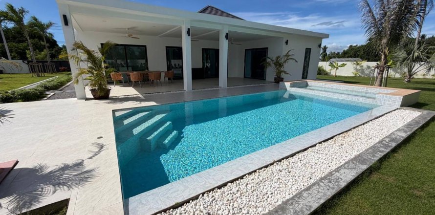 Chalet de 3 dormitorios en Hua Hin, Tailandia № 222497