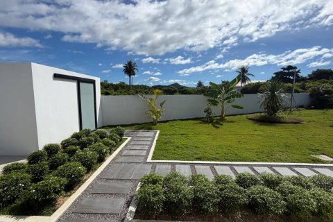 Chalet de 3 dormitorios en Hua Hin, Tailandia № 222497 - foto 12