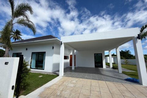Chalet de 3 dormitorios en Hua Hin, Tailandia № 222497 - foto 14