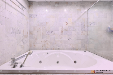 Condominio de 3 dormitorios en Bangkok, Tailandia № 186479 - foto 2