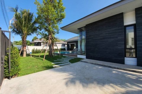 Chalet de 4 dormitorios en Hua Hin, Tailandia № 168465 - foto 24