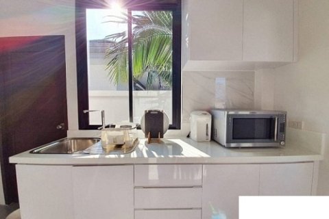 Chalet de 4 dormitorios en Hua Hin, Tailandia № 168465 - foto 12