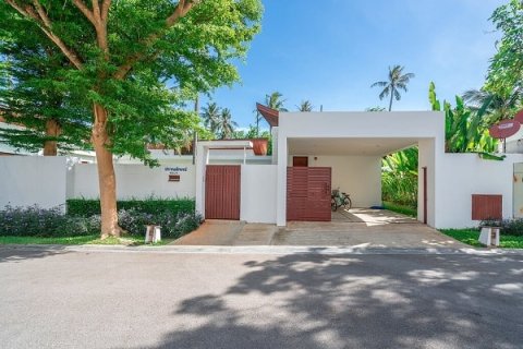 Chalet de 3 dormitorios en Pran Buri, Tailandia № 168469 - foto 16