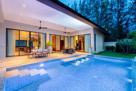 Villa à Hua Hin, Thaïlande 3 chambres № 168466