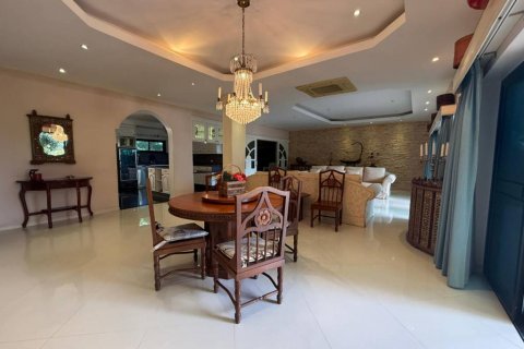 Condominio de 3 dormitorios en Cha-am, Tailandia № 134512 - foto 6