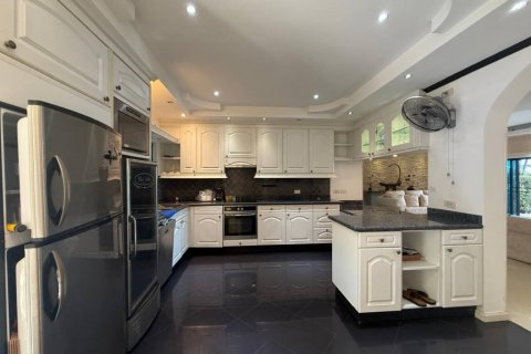 Condominio de 3 dormitorios en Cha-am, Tailandia № 134512 - foto 8