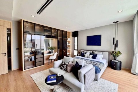 Chalet de 5 dormitorios en Pattaya, Tailandia № 134511 - foto 8