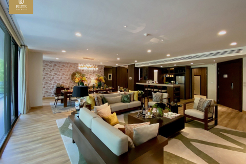 Condo in Watthana, Bangkok, Thailand, 3 bedrooms № 133724