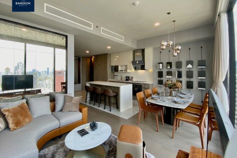 Condominio de 3 dormitorios en Khlong Toei, Bangkok, Tailandia № 133726 - foto 2