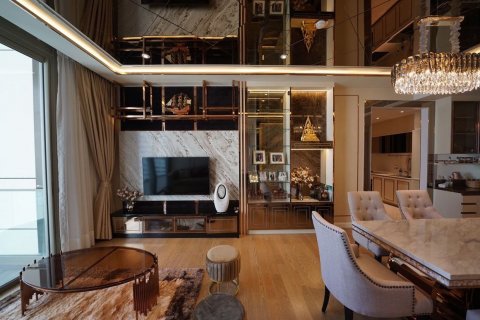 Condominio de 2 dormitorios en Khlong San, Bangkok, Tailandia № 133727 - foto 2