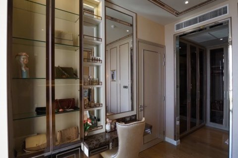 Condominio de 2 dormitorios en Khlong San, Bangkok, Tailandia № 133727 - foto 9
