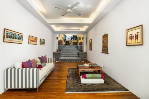 Chalet de 5 dormitorios en Layan Beach, Tailandia № 133725 - foto 14