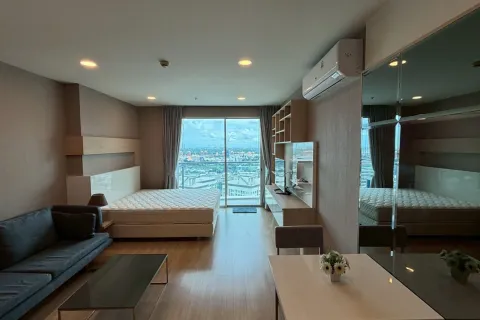 Studio in the Condo in Watthana, Bangkok, Thailand  № 169260
