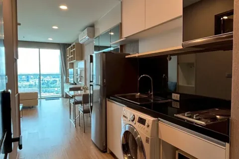 Estudio en el condominio en Watthana, Bangkok, Tailandia № 169260 - foto 5
